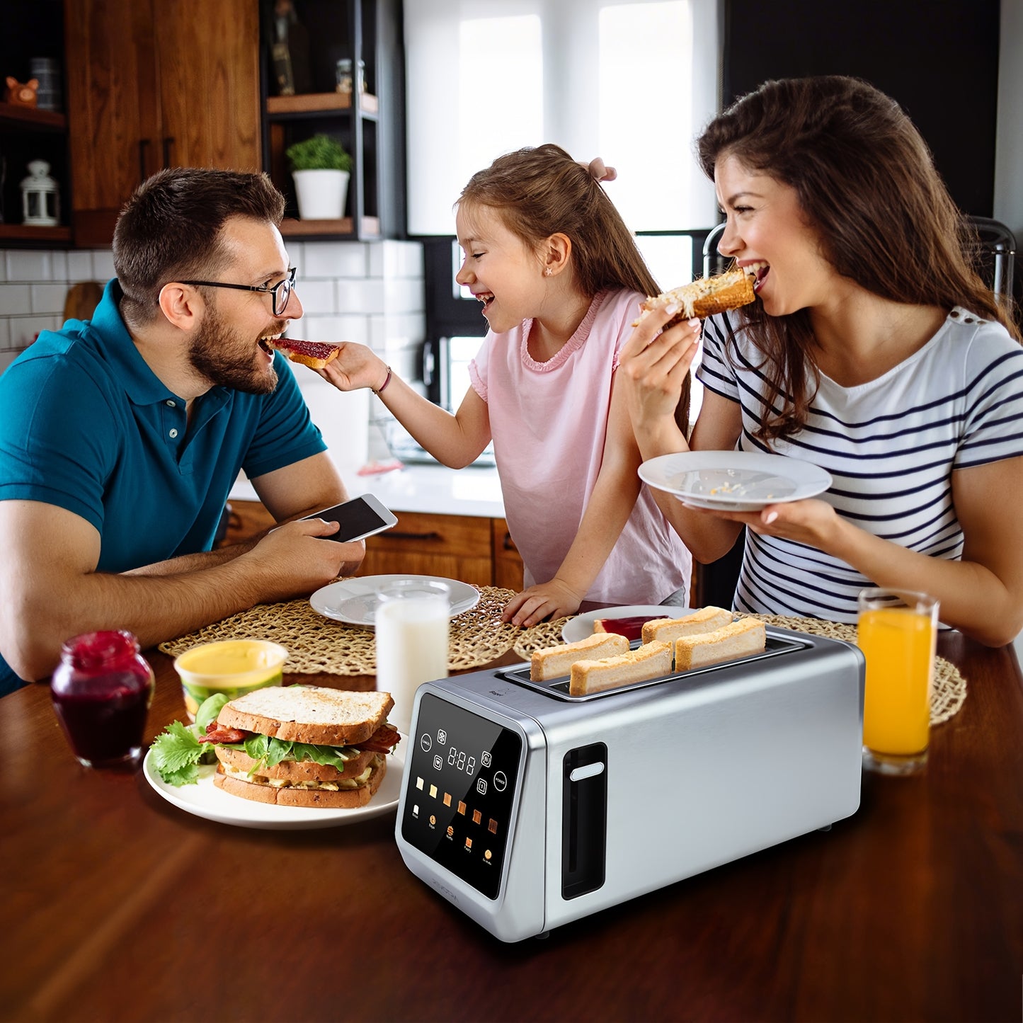 Long Slot 4 Slice Toaster With Touch Screen Display