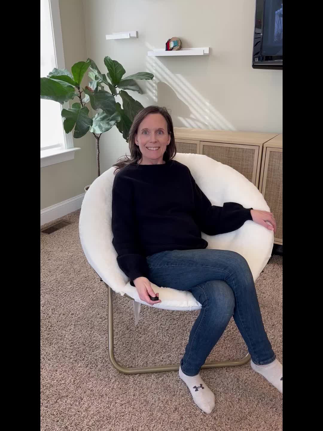 XL Foldable Faux Fur Saucer Chair for Bedroom Dorm Gaming Small Spaces